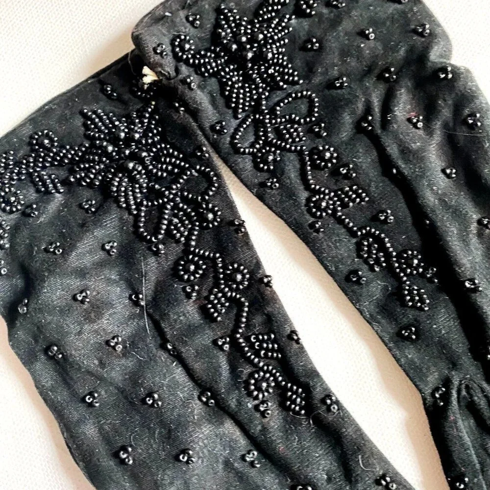 Vintage Deadstock Black Stretchy Beaded Black Wrist Gloves Fine Quality 7